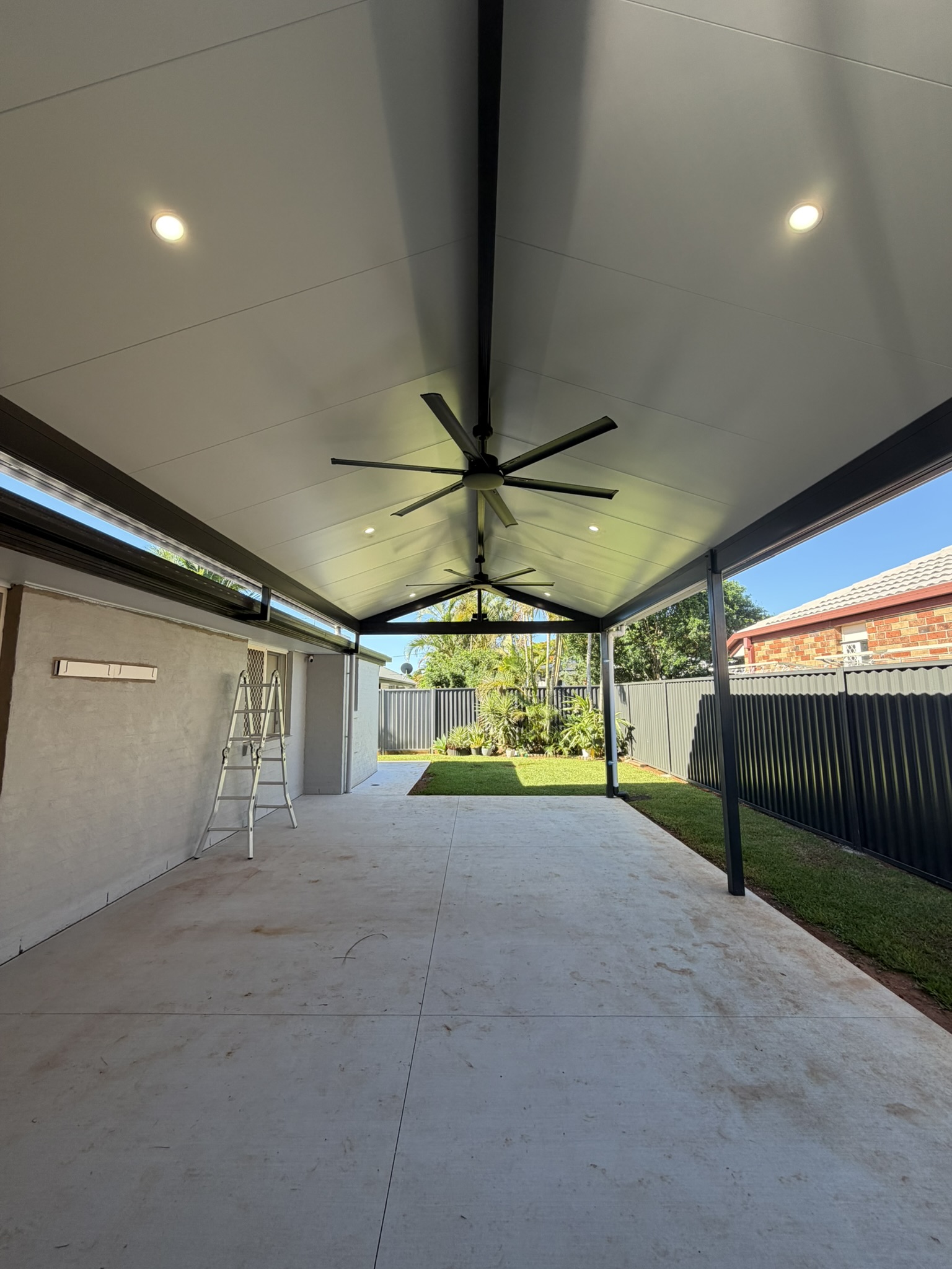 Completed gable insulated patio by Samlock