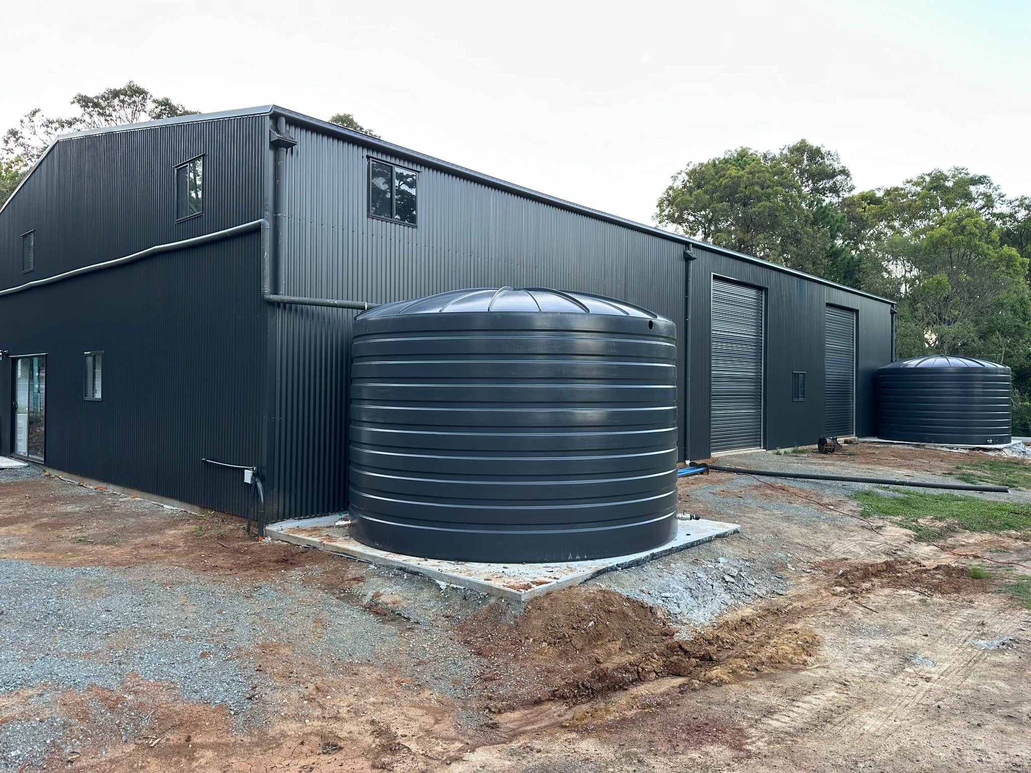 Commercial sheds built by Samlock